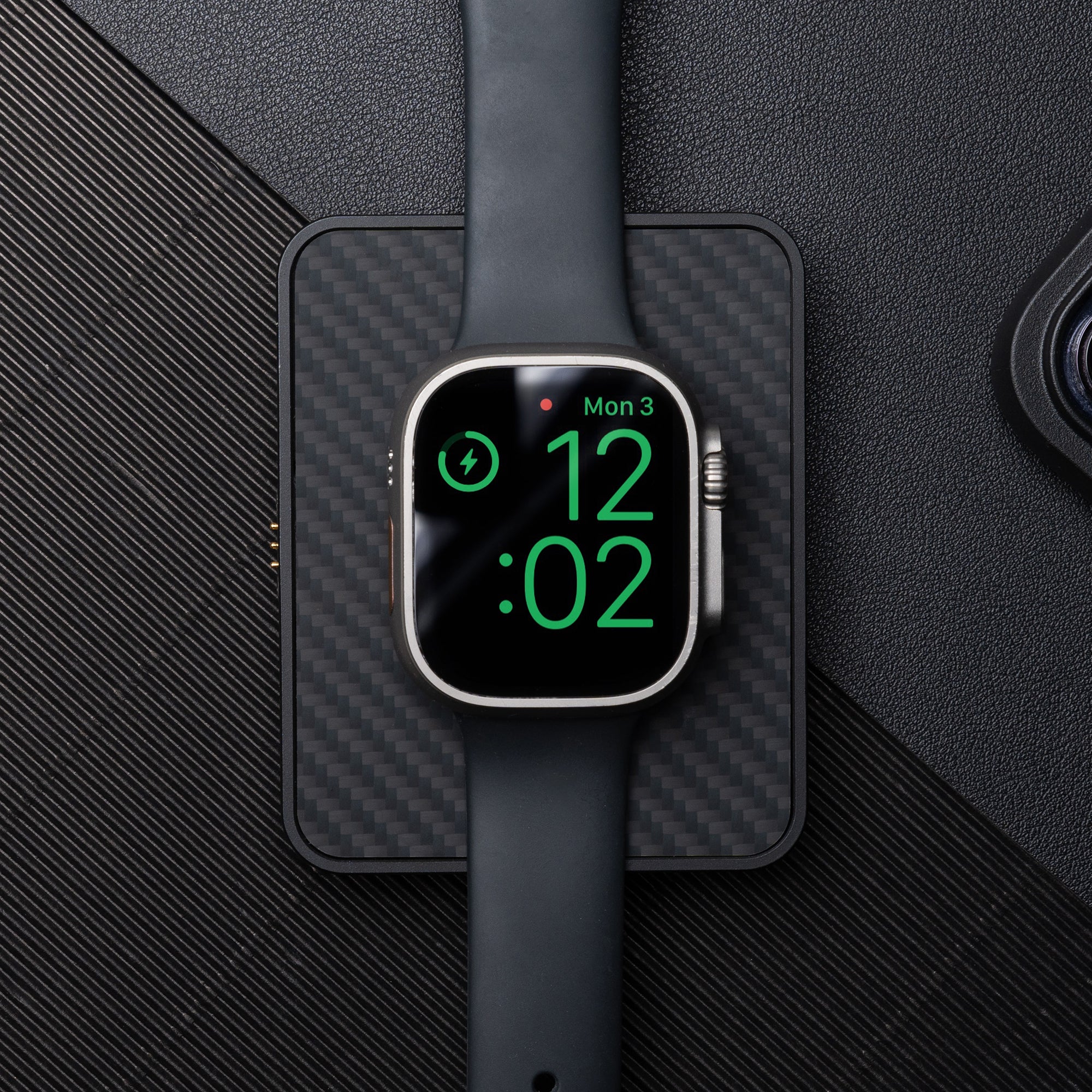 Qi2 Wireless Charging Stand for iPhone & Apple Watch - Aramid Fiber