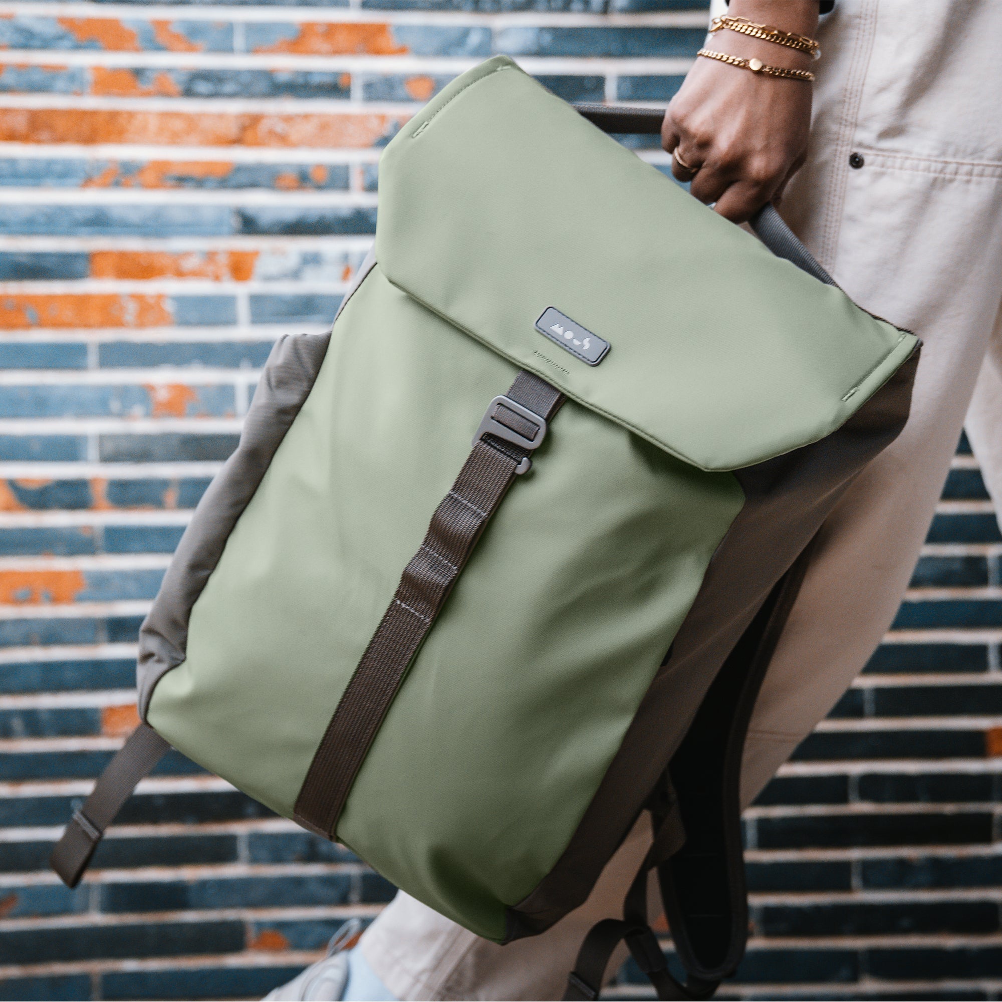 Minimalist Sage Flap Backpack – Easy Access Daypack