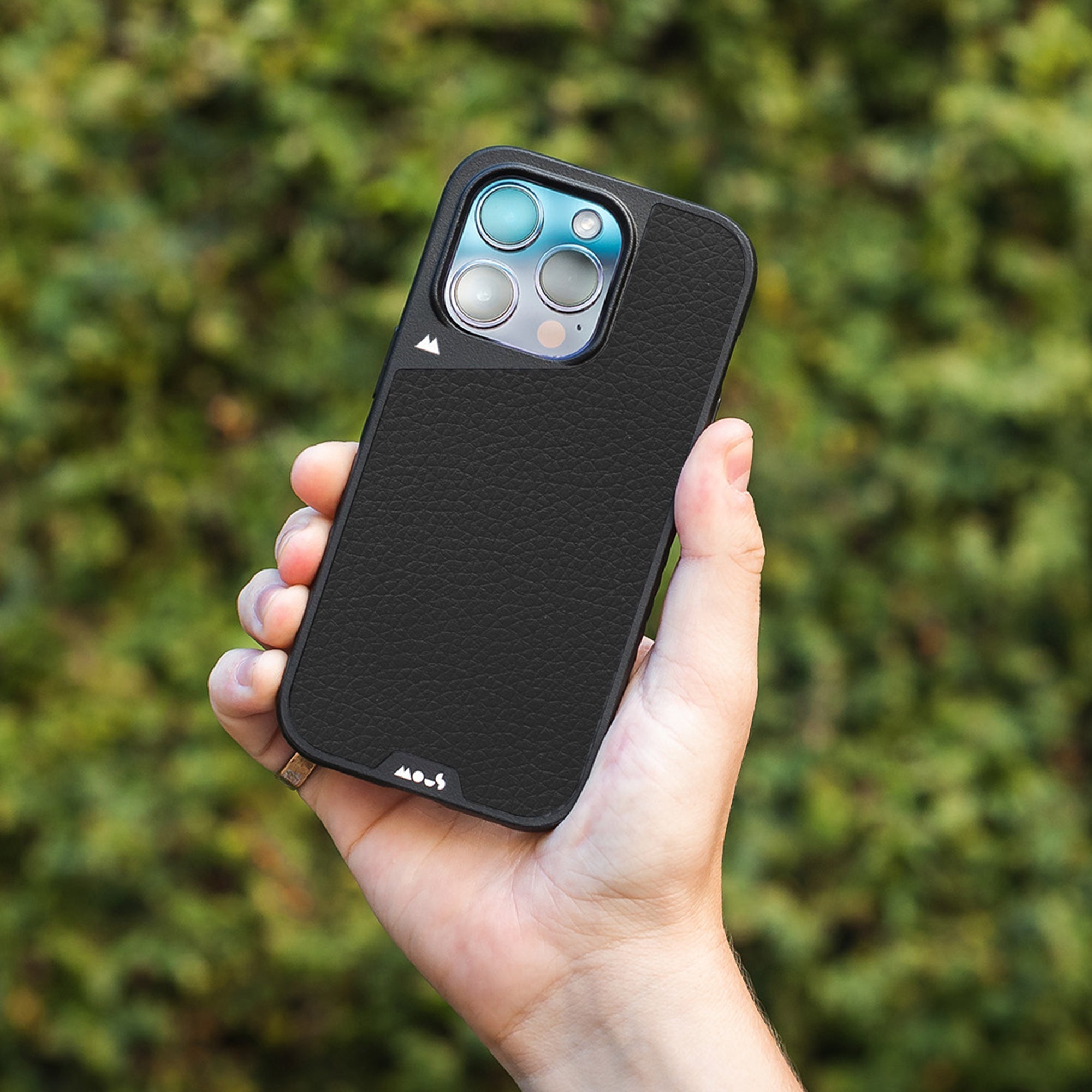 MagSafe Leather Phone Case - Limitless 5.0 with AiroShock Protection