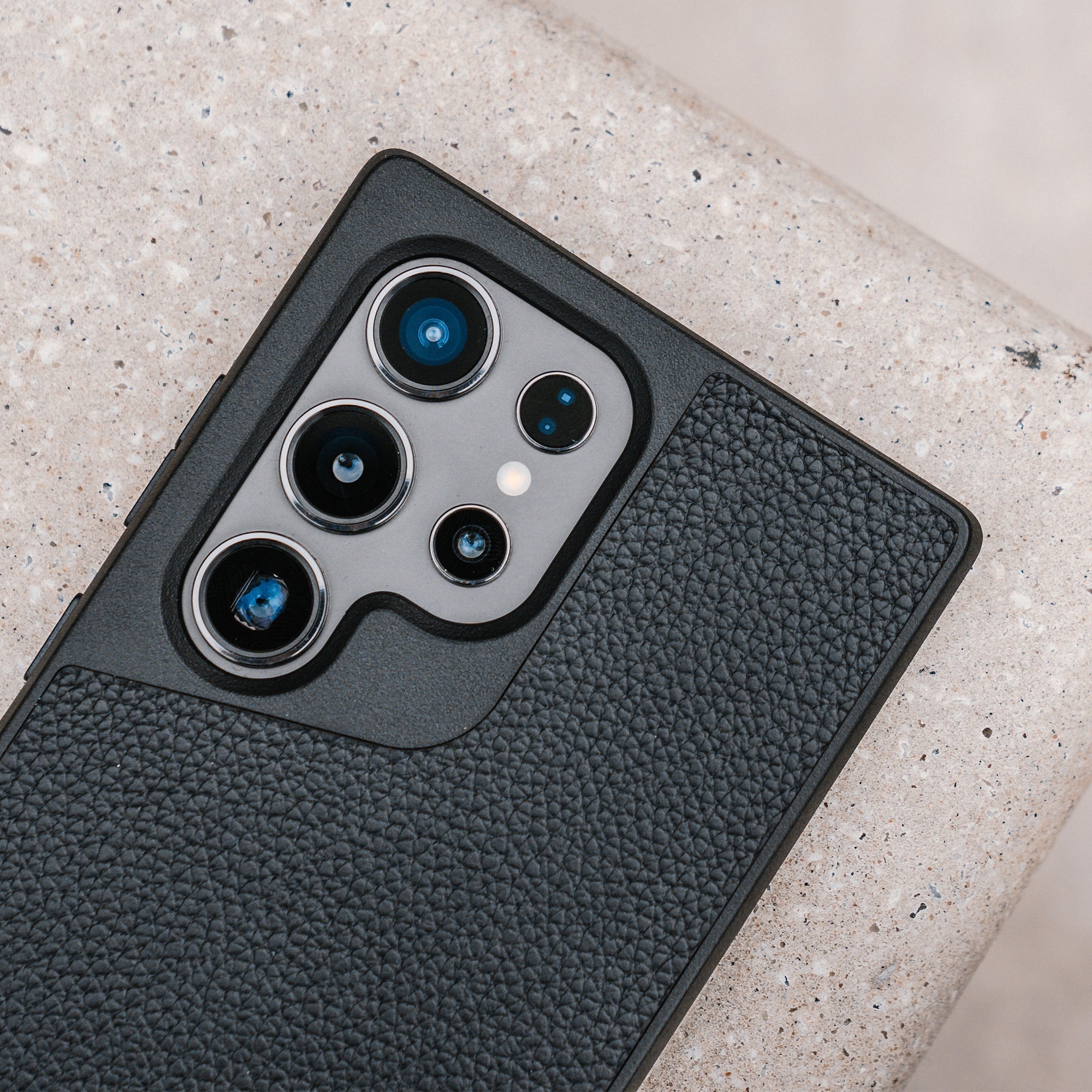MagSafe Leather Phone Case - Limitless 5.0 with AiroShock Protection